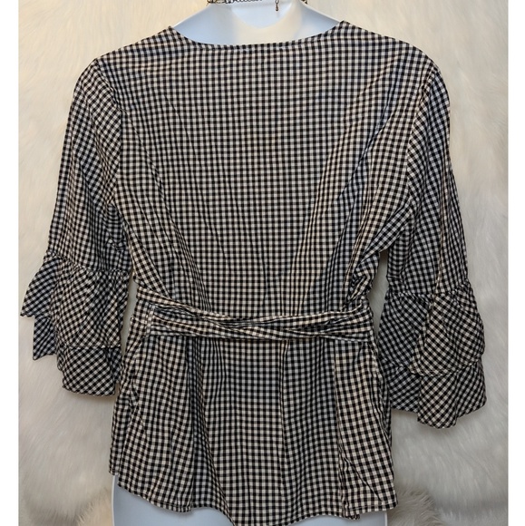 Beachlunchlounge Black & White Checker Wrap Blouse - Picture 6 of 8